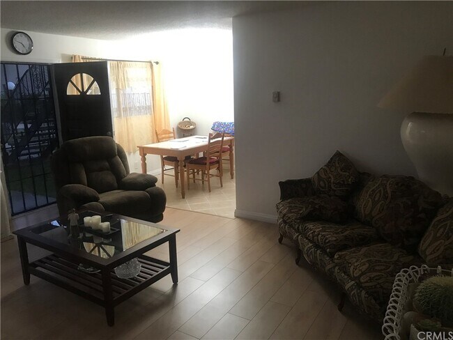 Foto del edificio - 5500 Ackerfield Ave