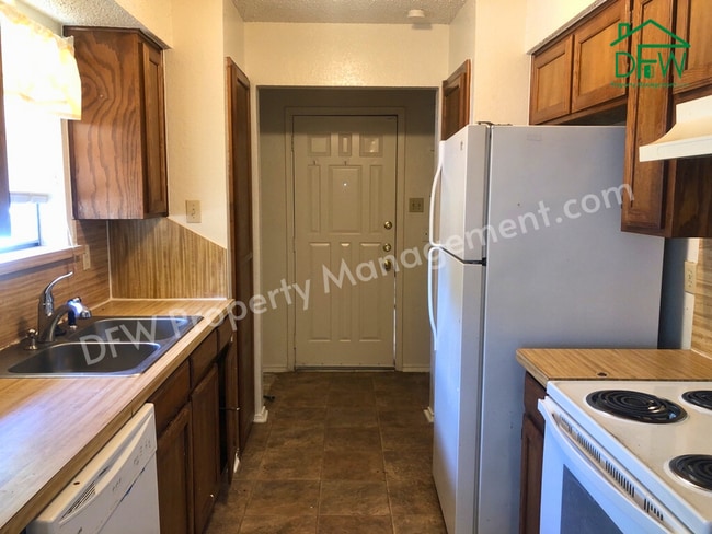 Building Photo - Cozy 2-Bed, 2-Bath Duplex for Rent in Arli...
