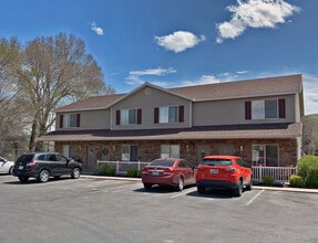 Building Photo - 88 250 N