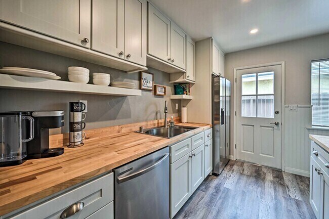Building Photo - Coming Soon, Oceanside Beach Bungalow - Pr...