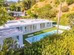 Foto principal - 1046 N Hillcrest Rd