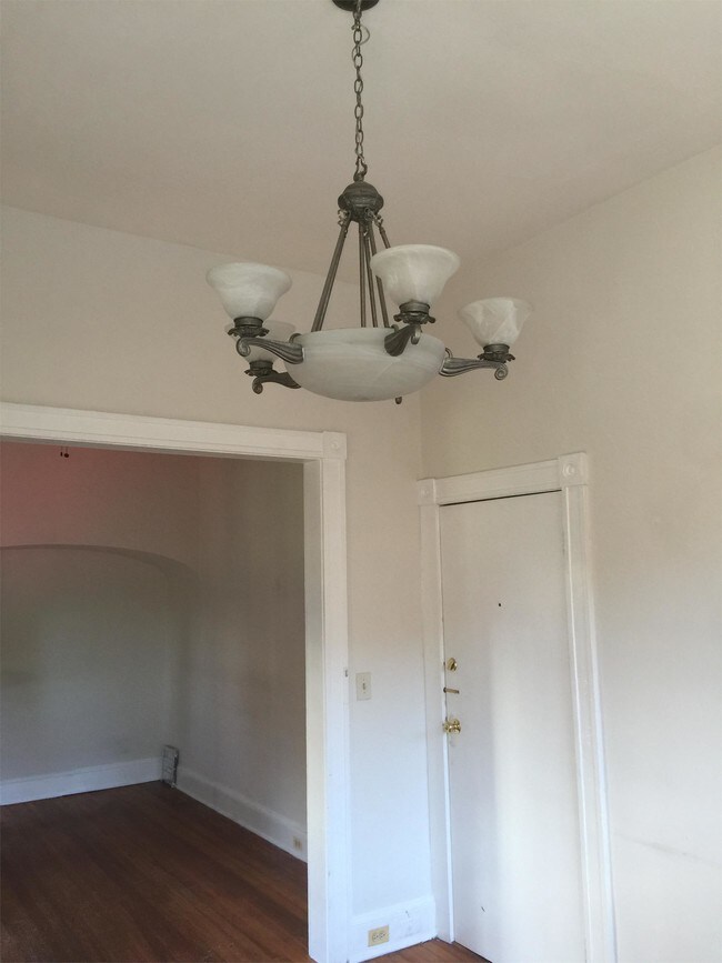 Foto del edificio - 251 Robert St