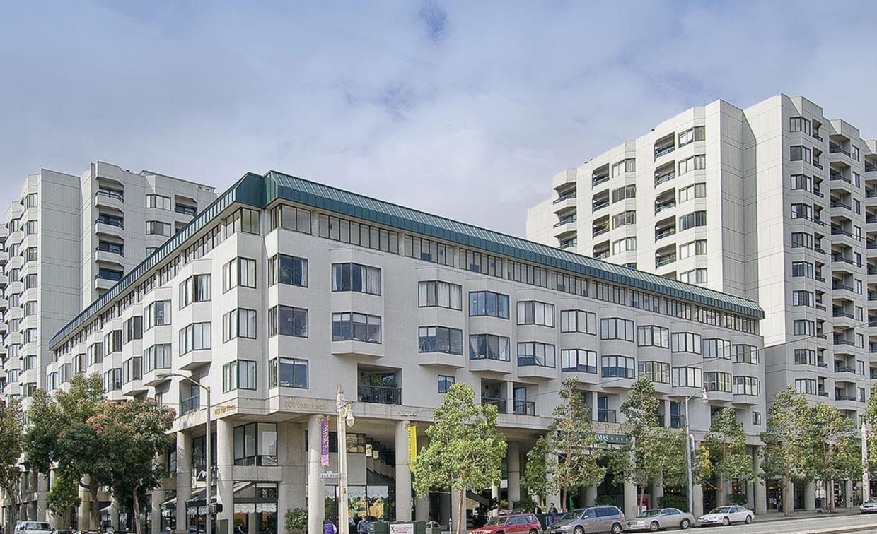 Primary Photo - 603 S Van Ness Ave