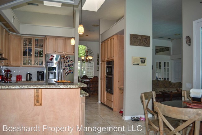 Building Photo - 5726 NW 43rd Rd