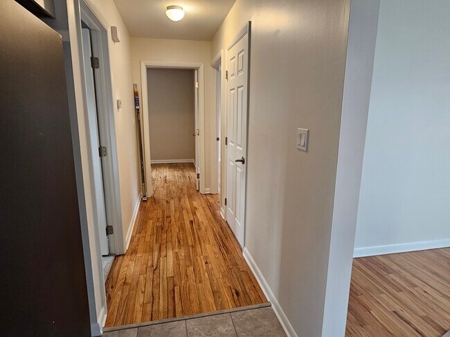 hall - 39 Maryland Ave