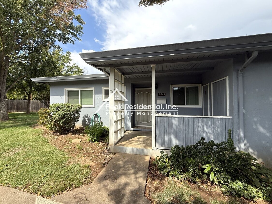 Charming 2bd/1ba Patio Home with Garage in... - Charming 2bd/1ba Patio Home with Garage in...