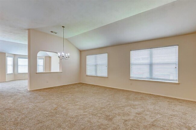 Building Photo - 6111 Plantation Forest Dr