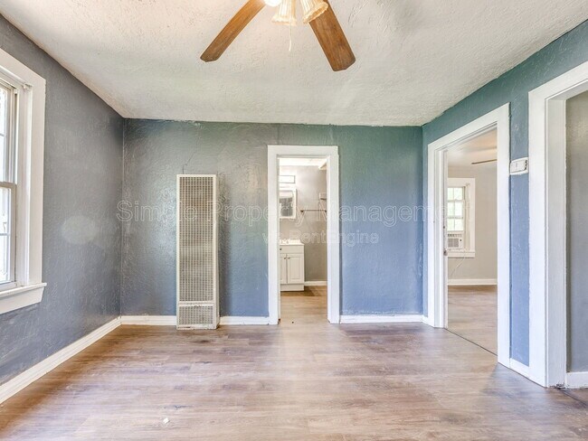 Foto del edificio - 1524 SW Binkley St