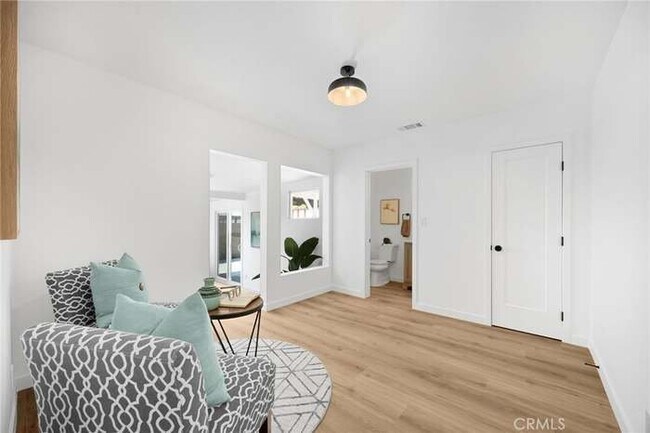 Foto del edificio - 6112 Freckles Rd