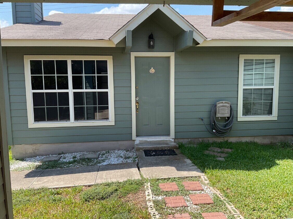 Primary Photo - 9626 Bratton Dr