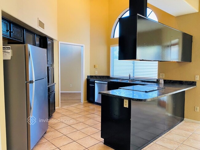 Foto del edificio - 938 E Rockwell Dr