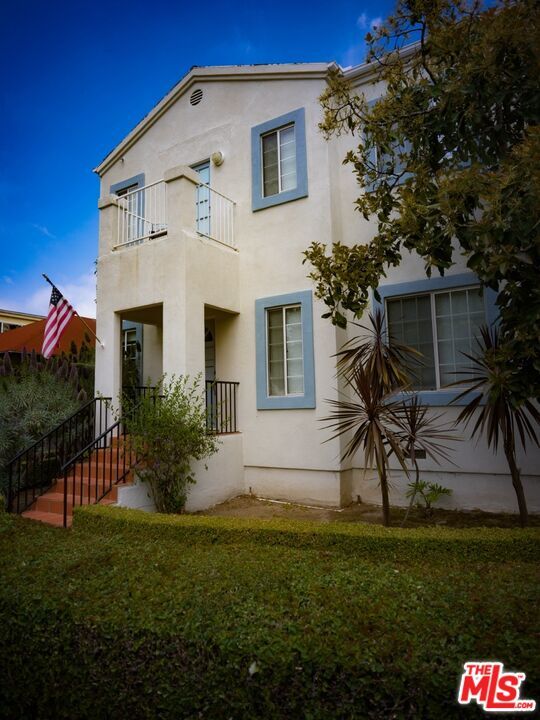 Foto del edificio - 1341 Stanford St
