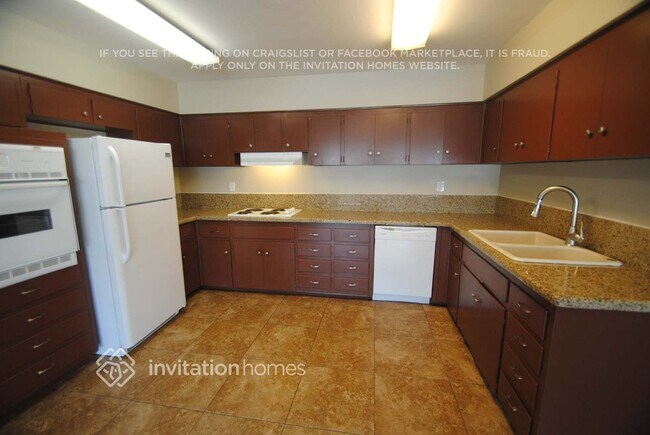 Foto del edificio - 4153 N 63rd Dr