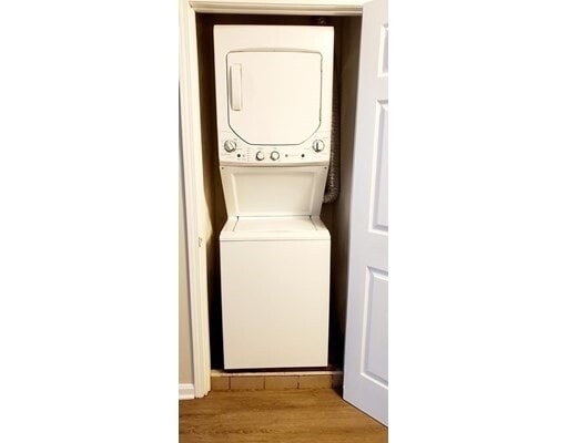 Building Photo - 24 Vernon St