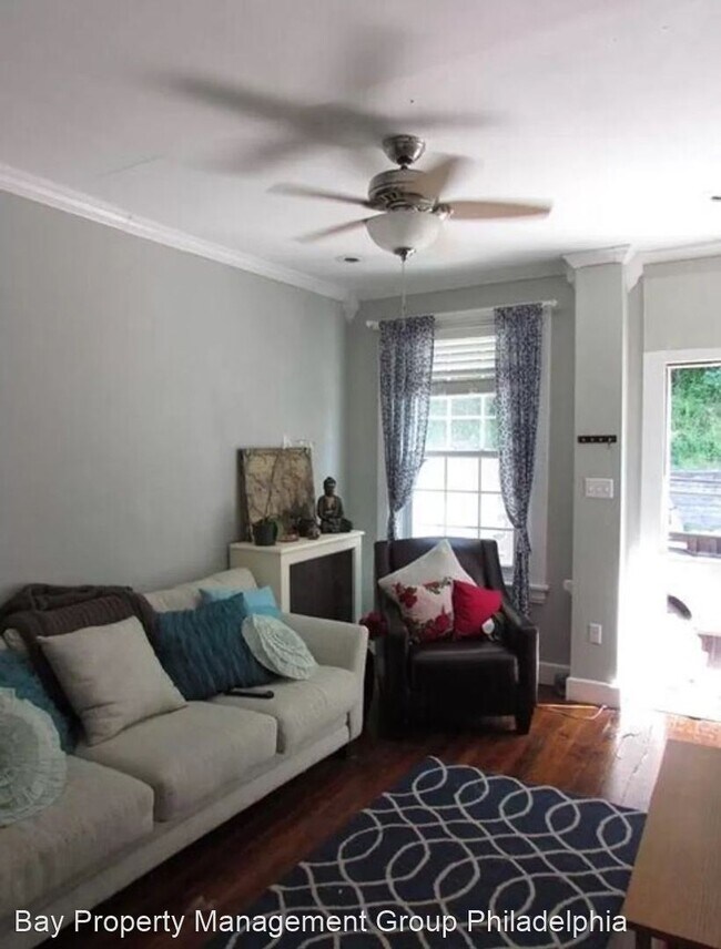 Foto del edificio - 3 br, 1 bath House - 4822 Smick St