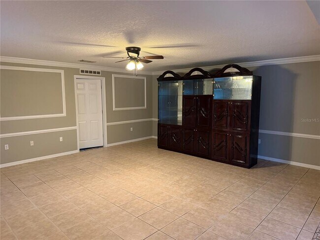 Foto del edificio - 3440 Glossy Leaf Ln