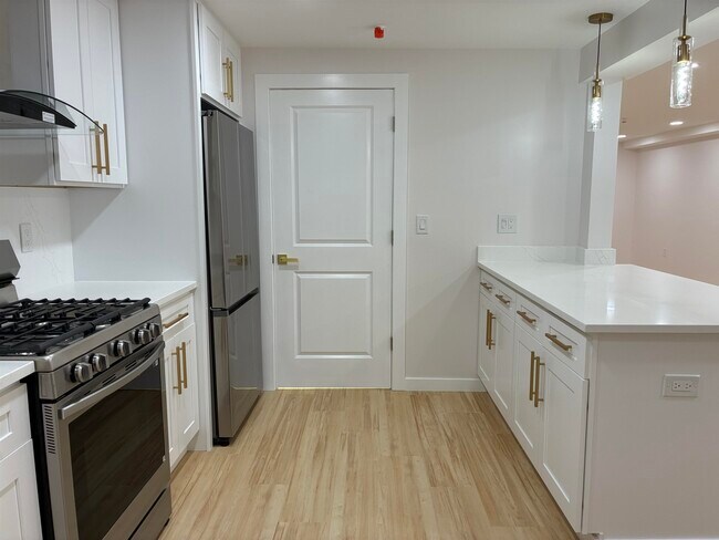 Foto del edificio - 716 11TH St