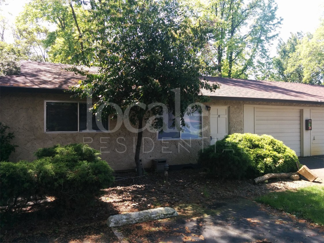 116 W Shasta Ave Unit 4, Chico, CA 95973 Room for Rent in Chico, CA