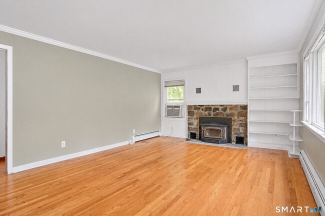 Building Photo - 145 Hattertown Rd