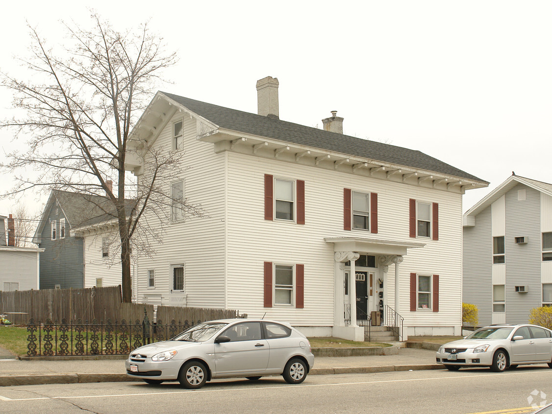 Building Photo - 263 Hanover St