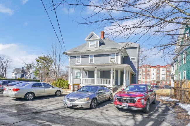 Foto del edificio - 3 Sumner Ave