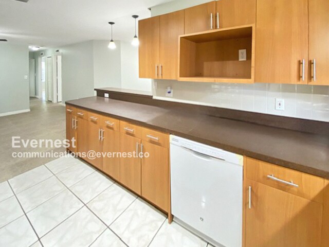 Foto del edificio - 707 Carlton St