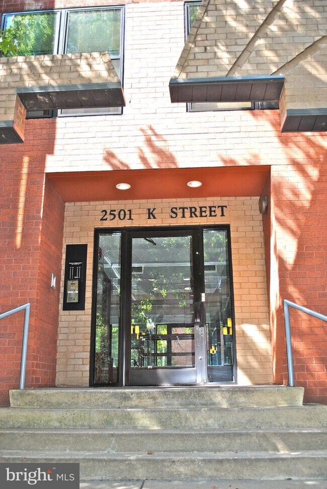 Building Photo - 2501 K St NW