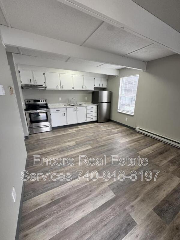 Foto del edificio - 573 Brookside Ct