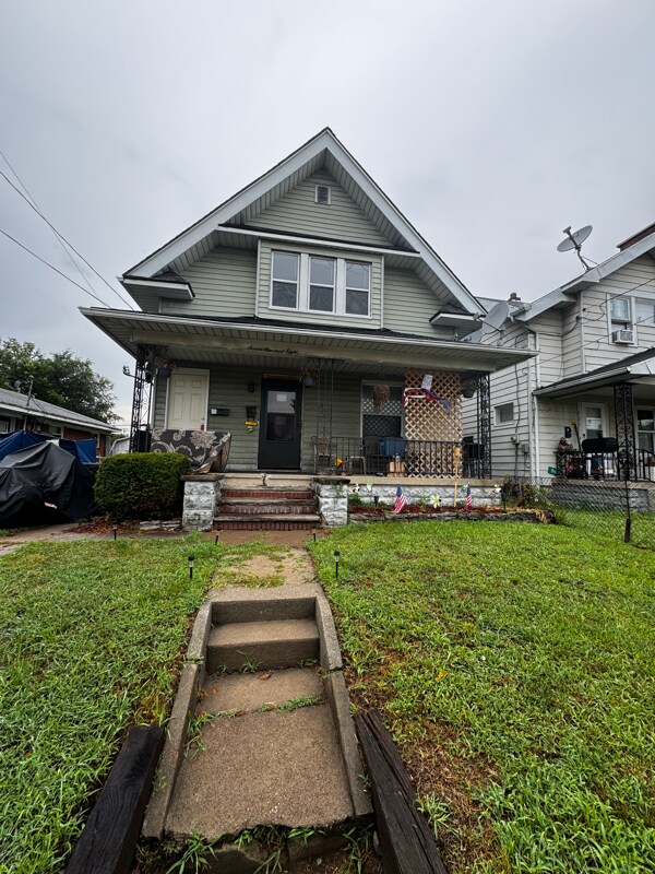 Building Photo - 708 Spencer St