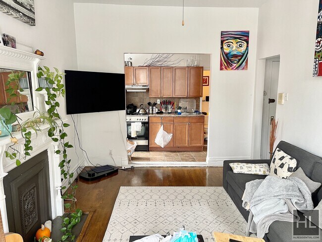 Foto del edificio - 507 Manhattan Ave