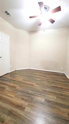 Building Photo - 2401 Eaton Dr