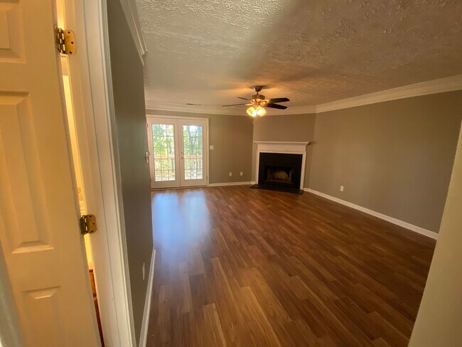Foto del edificio - 1892 Lakestone Way