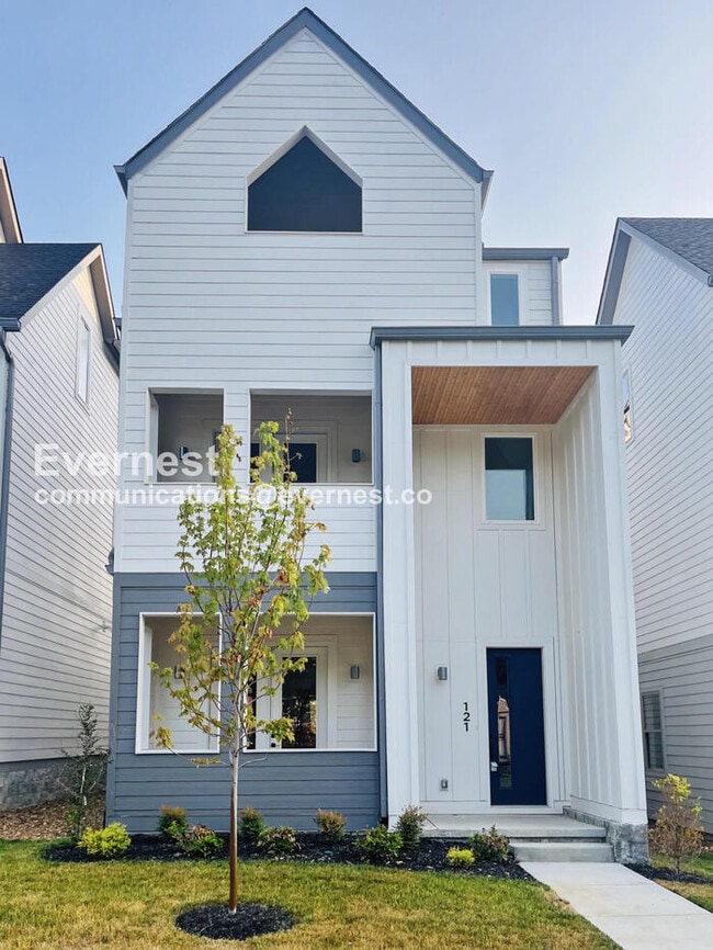 Building Photo - 121 Lucile St