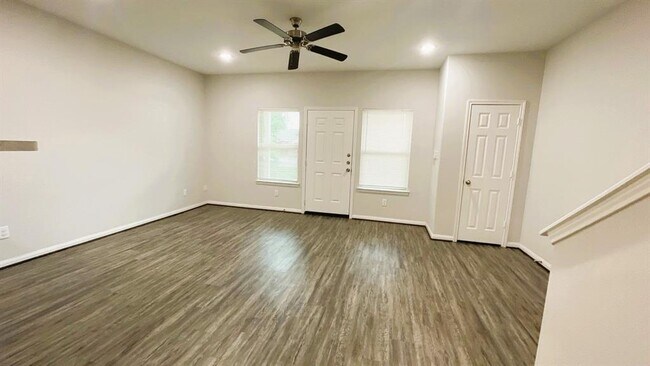 Building Photo - 4209 Mallow St