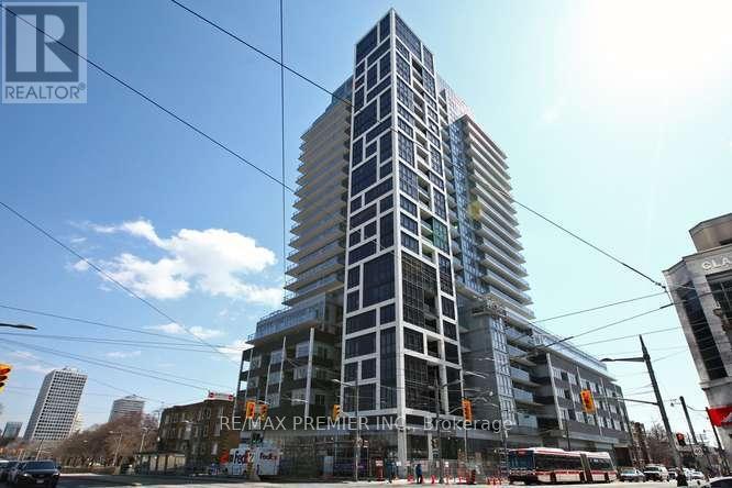 Primary Photo - 501-501 St Clair Ave W