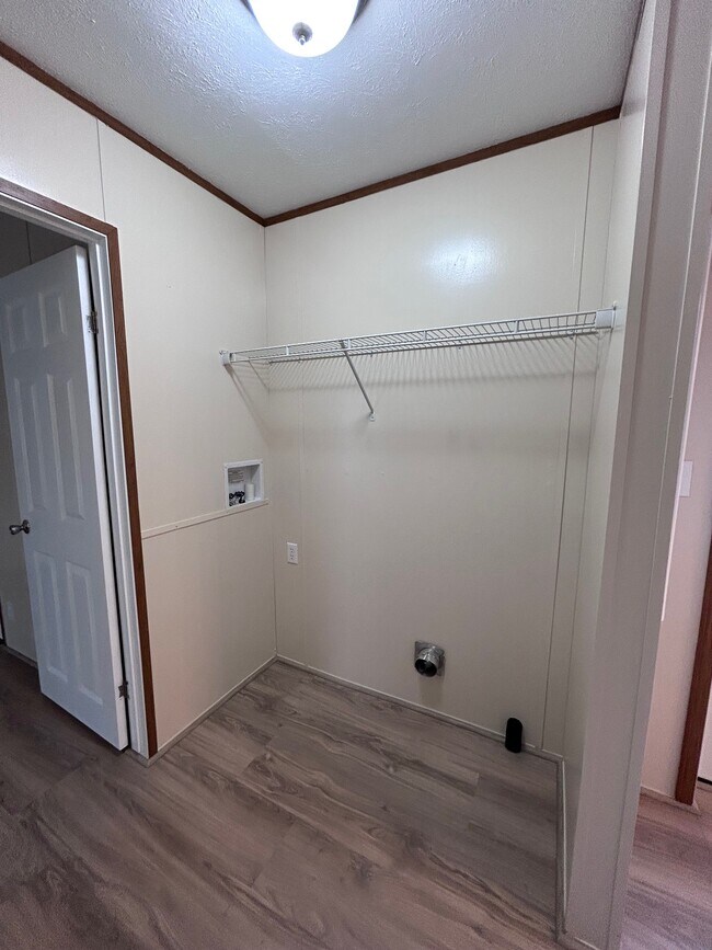 Foto del edificio - 5 Oak Tree Ln