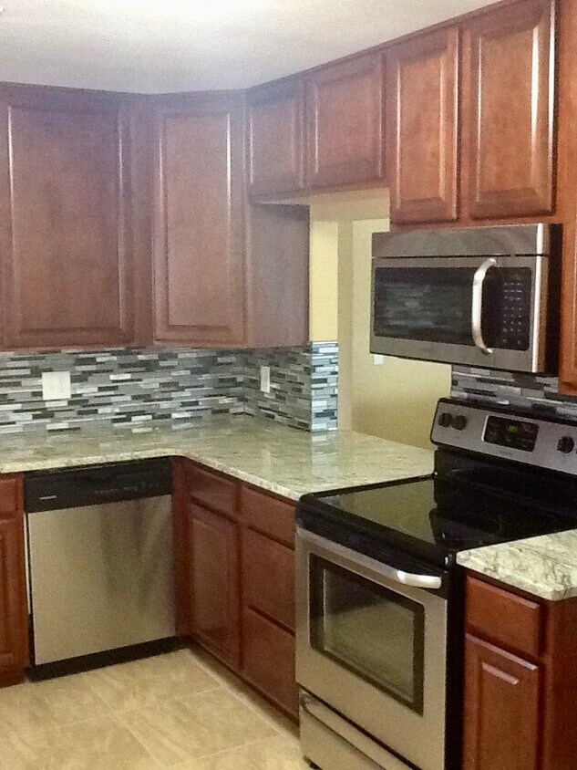 Foto principal - 1311 Jasmine St