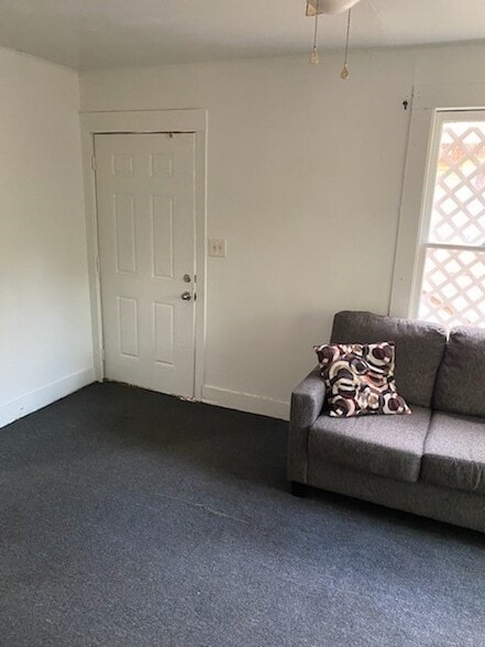 Foto del edificio - 256 E 75th St