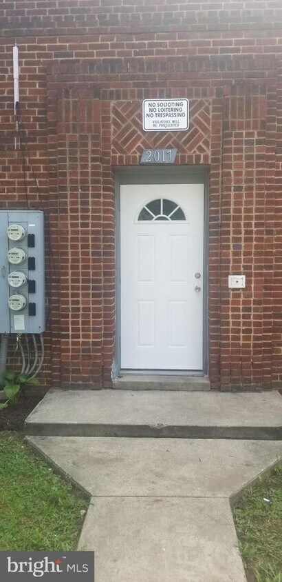 Primary Photo - 2017 I St NE