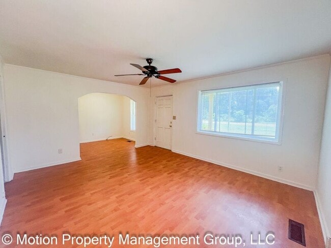 Building Photo - 3079 Marie Cir
