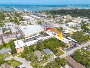 Building Photo - 2525 W Bay Dr