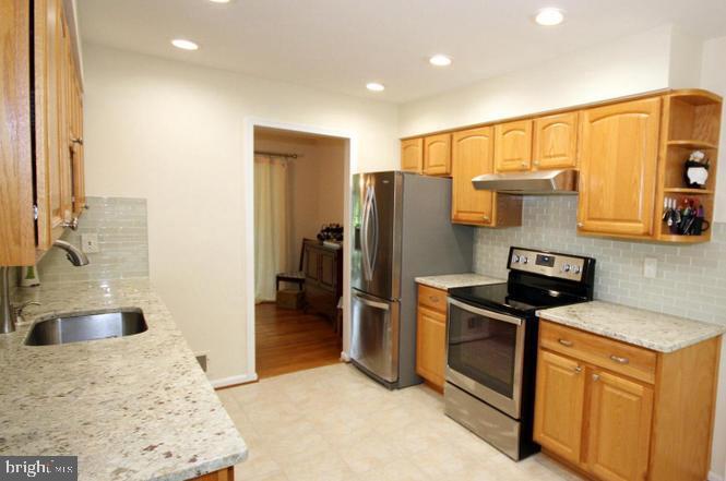 Foto principal - 8521 Tysons Ct