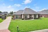 Primary Photo - Custom 4 bedroom 3 bath open triple split ...