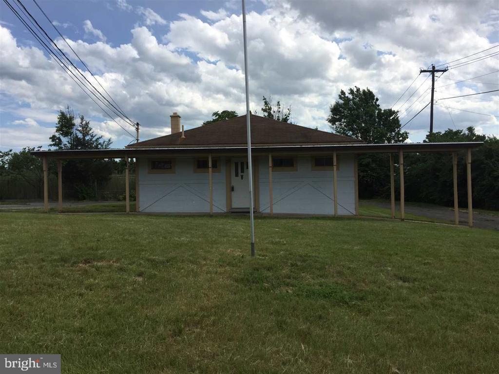 Foto principal - 705 S Spring Garden St