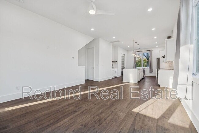 Building Photo - 2050 McKinley St