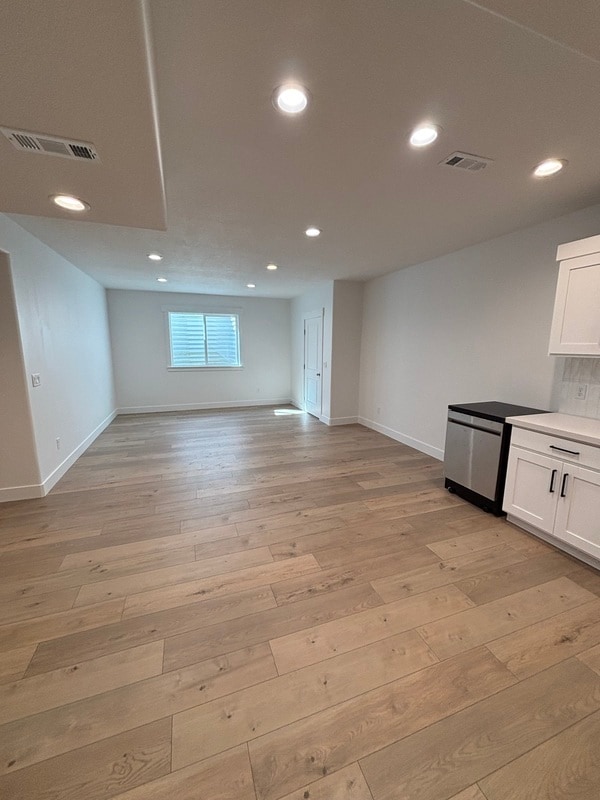 Building Photo - 13326 S Henning Cir