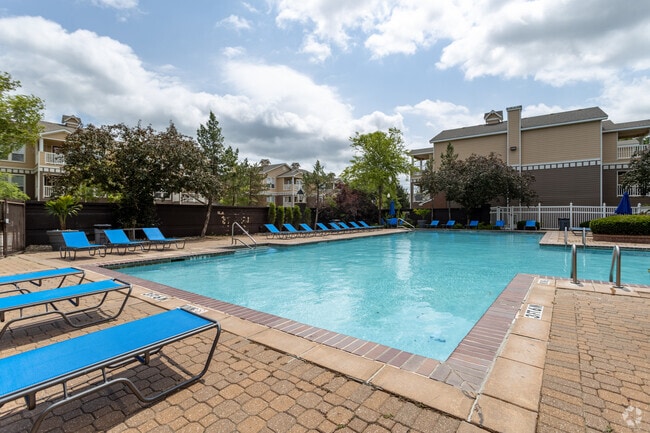Pool - Steeplechase on Maple