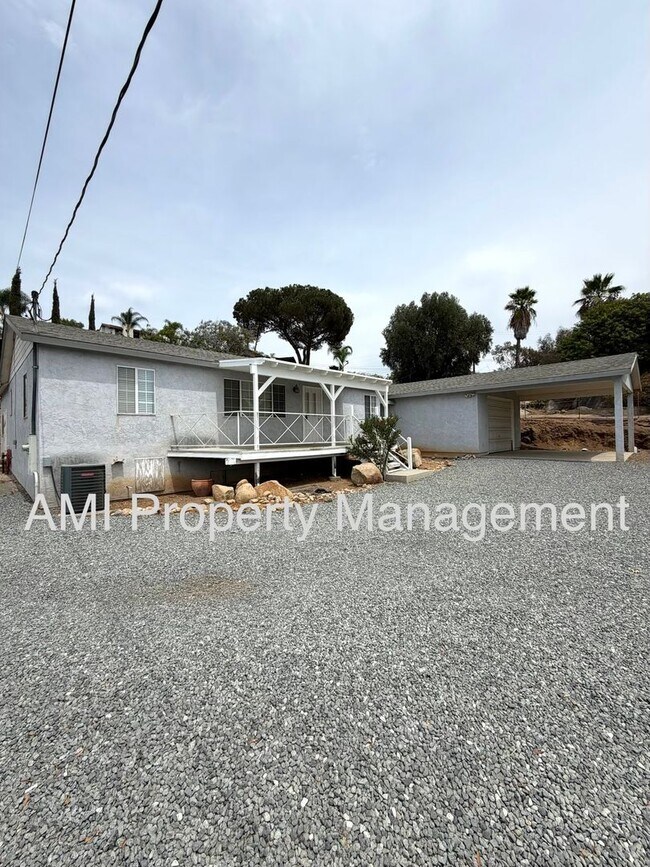 Building Photo - 2065 Eula Ln