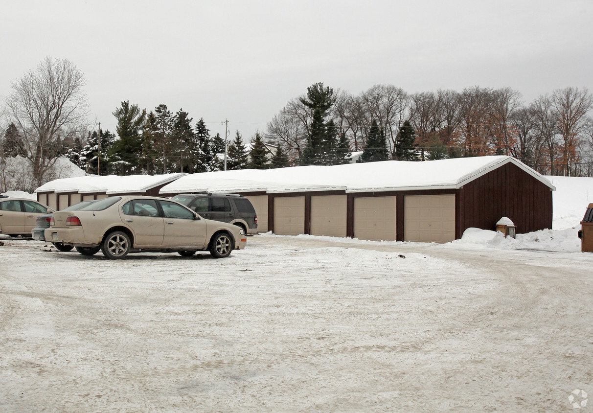 Quebec Apartments - Little Canada, MN | Apartments.com