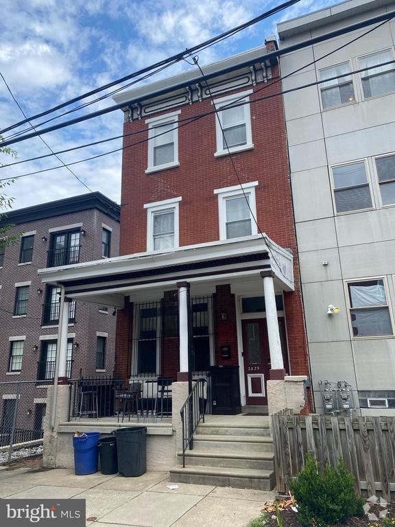 Building Photo - 3829 Hamilton St